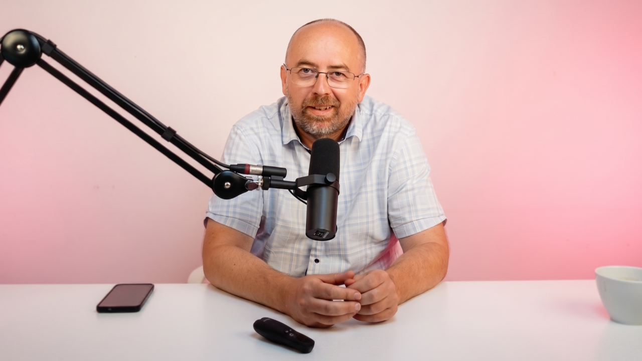 Je terapia aj pre zdravých: ako rozumieť tomu, kedy stačí rozhovor, kedy pomáha terapia a ako vyzerá dobrá pomoc